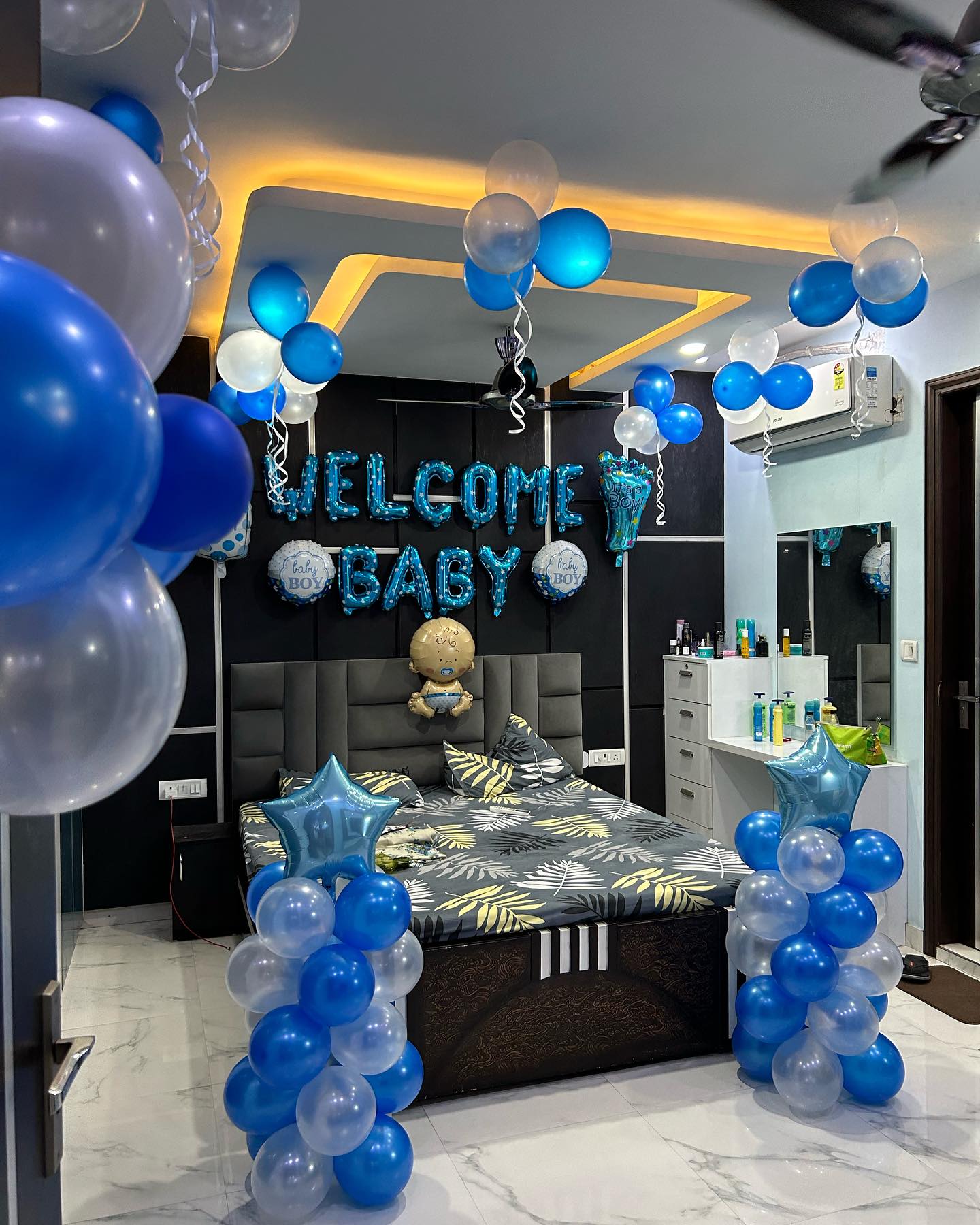 Born Baby Boy Welcome Home Balloon decoration in bedroom