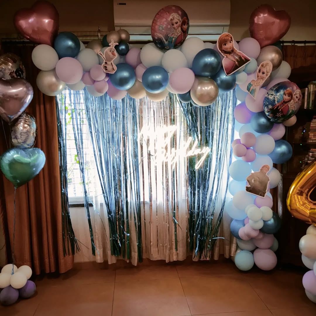 Elsa theme Birthday Balloons Decoration at home with theme props
