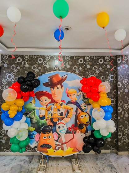 Toy Story Theme Birthday Ring Decoration with balloons.