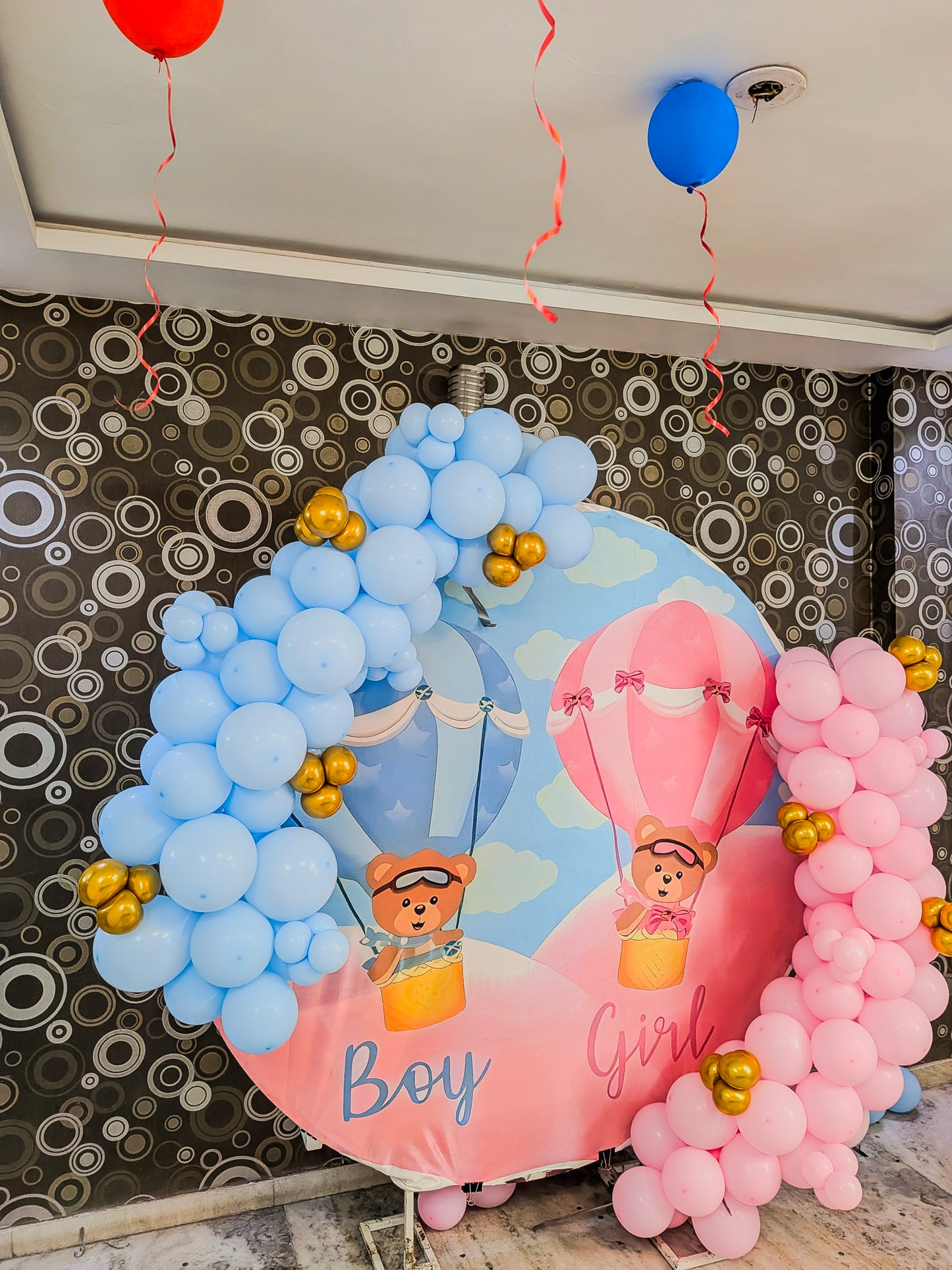 Baby Shower Hot Air Balloon Theme Ring Decoration with Pastel Balloons