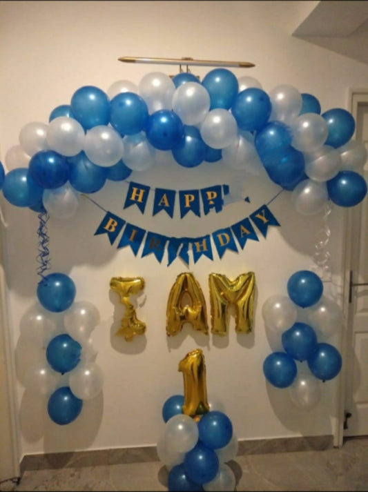 Simple First Birthday Balloon Decoration at home for Photoshoot