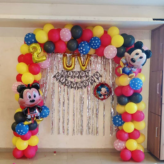 Mickey Mouse theme balloon decoration for birthday party