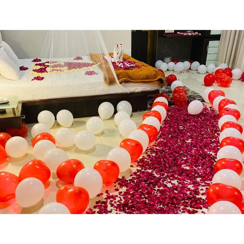 Romantic Balloon Decoration surprise for him in room