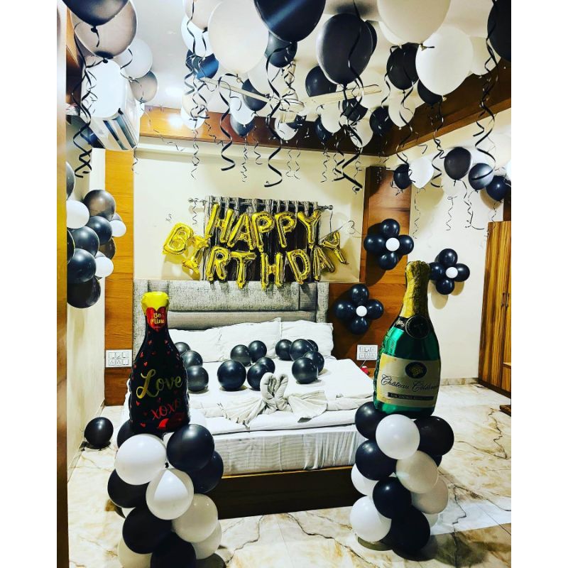 Simple Birthday Balloon Decoration in hotel room