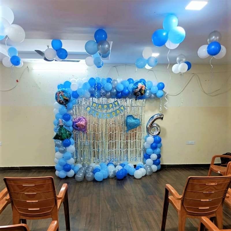 Arc Design Frozen Theme Birthday Balloon Decoration at Home